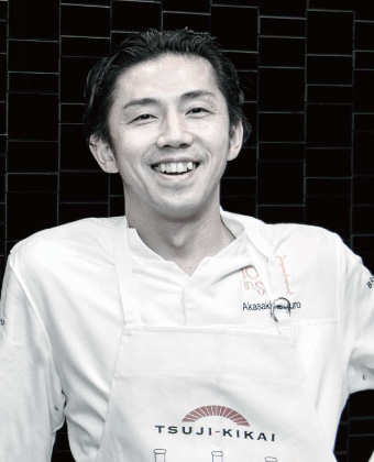 赤崎 哲朗オーナーシェフ